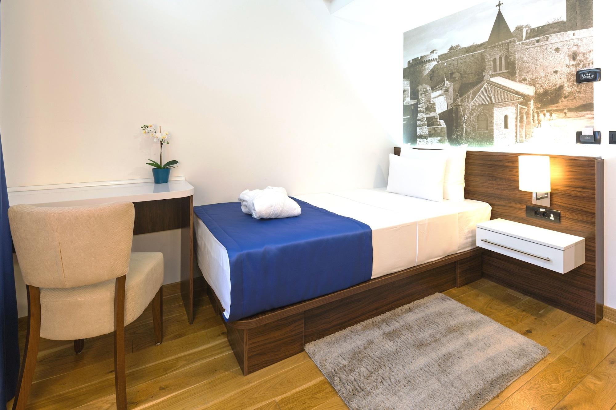 Abba Hotel Belgrade Extérieur photo