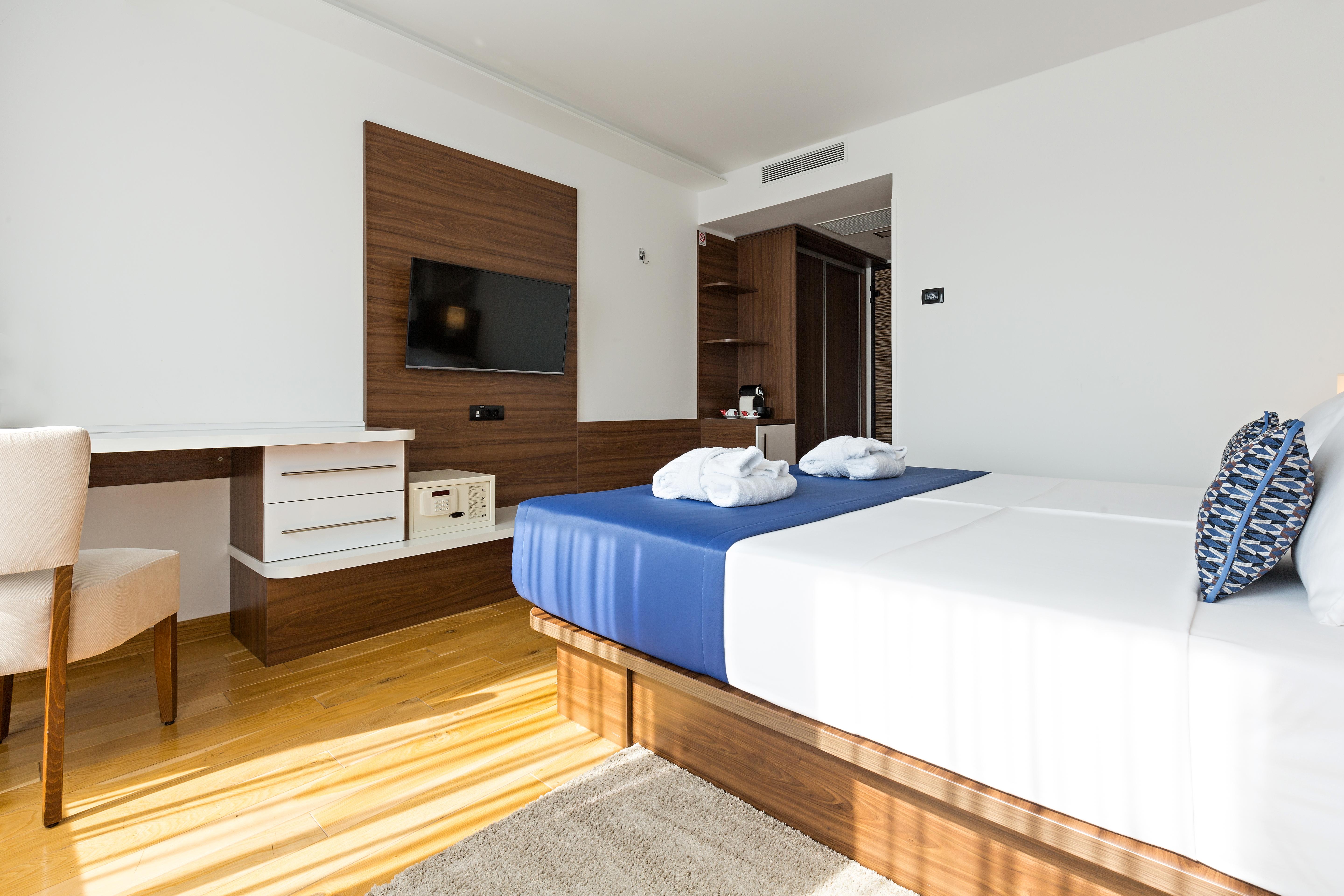 Abba Hotel Belgrade Extérieur photo