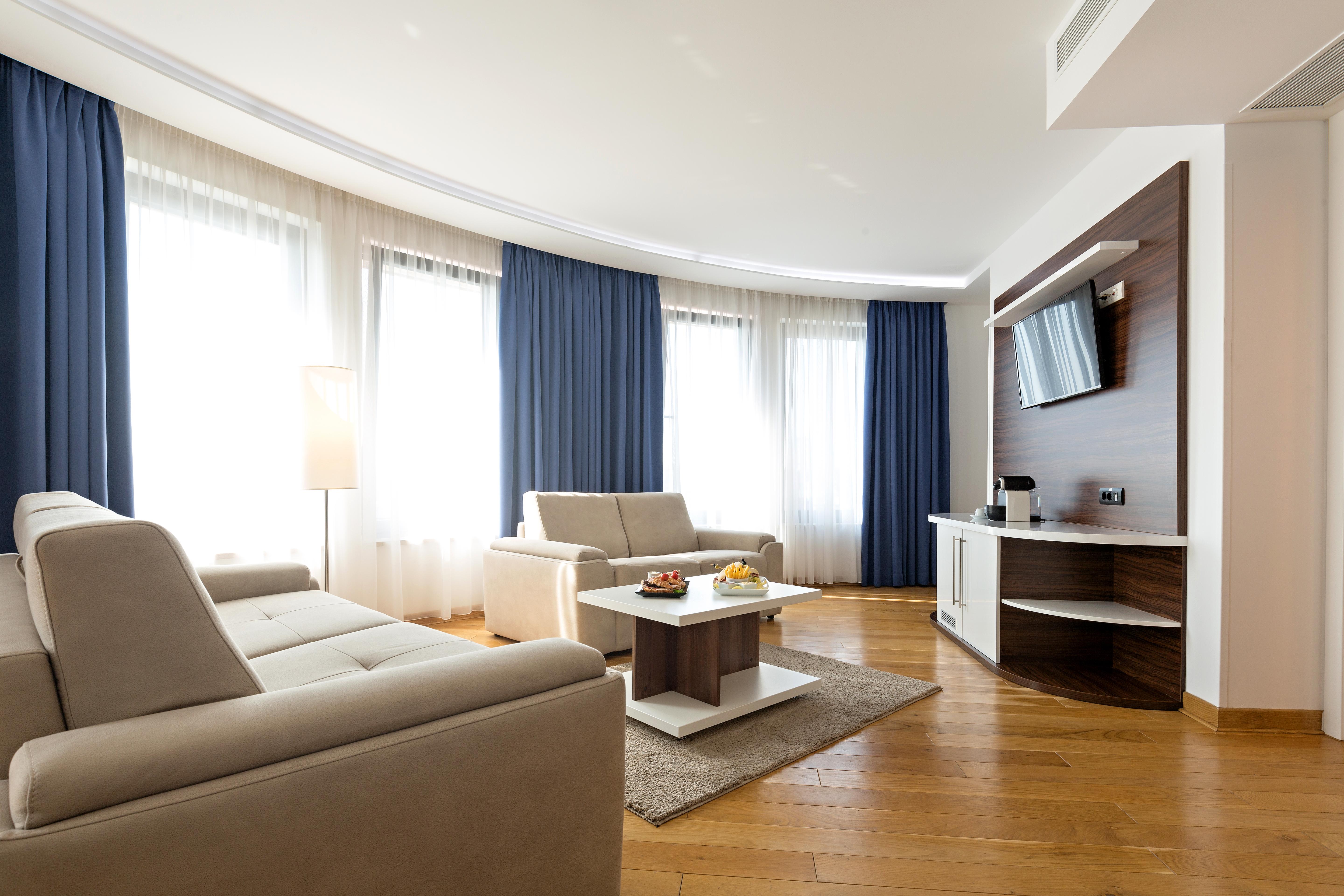 Abba Hotel Belgrade Extérieur photo